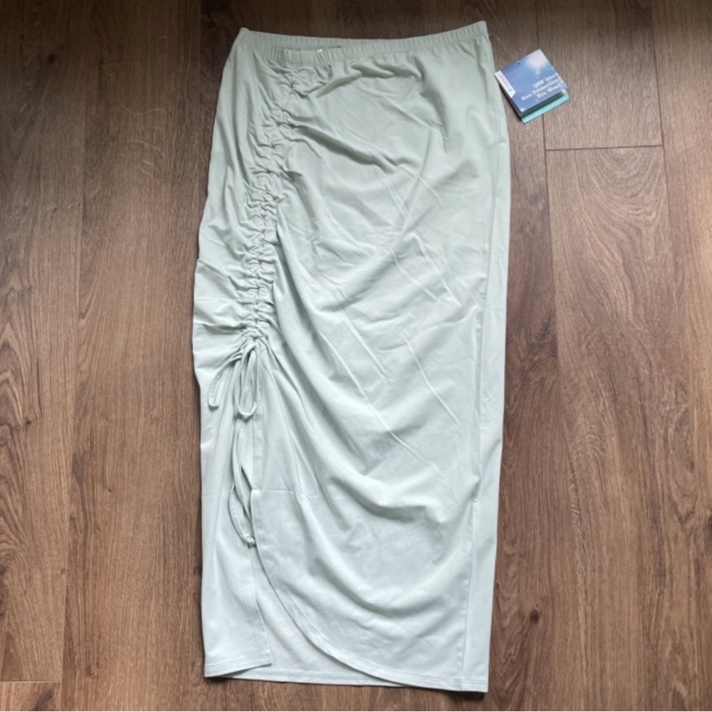 NEW Coolibar UPF 50+ Women's misty aqua Bayfront Ruched Maxi Skirt
